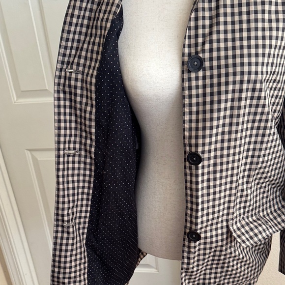 Spring Raincoats - Picture 6 of 16